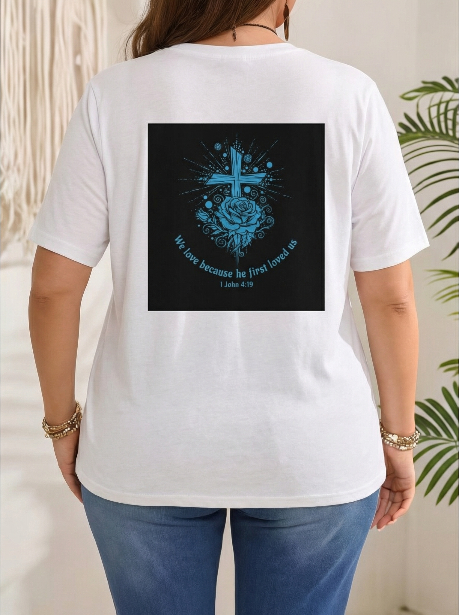 We Love Women's T-Shirt